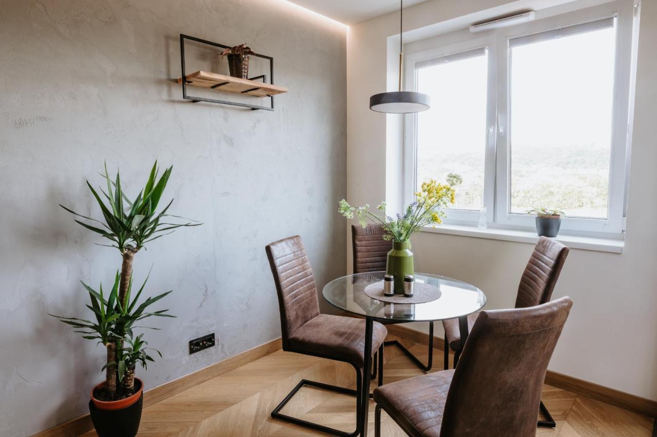 Minimalist Design Penthouse - Kosice Old Town Lägenhet Exteriör bild