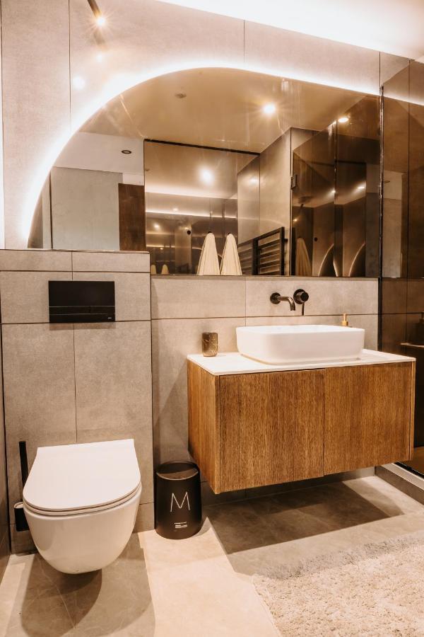 Minimalist Design Penthouse - Kosice Old Town Lägenhet Exteriör bild